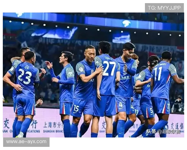 上海申花德比战闪耀高光时刻，球迷见证巅峰对决