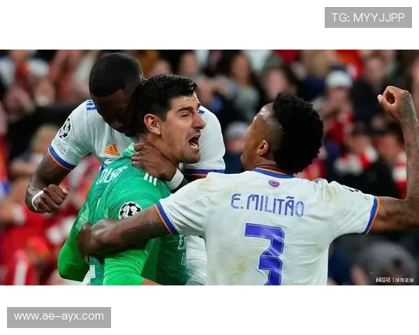 库尔图瓦长期膝伤困扰难解，未来职业生涯面临严峻考验